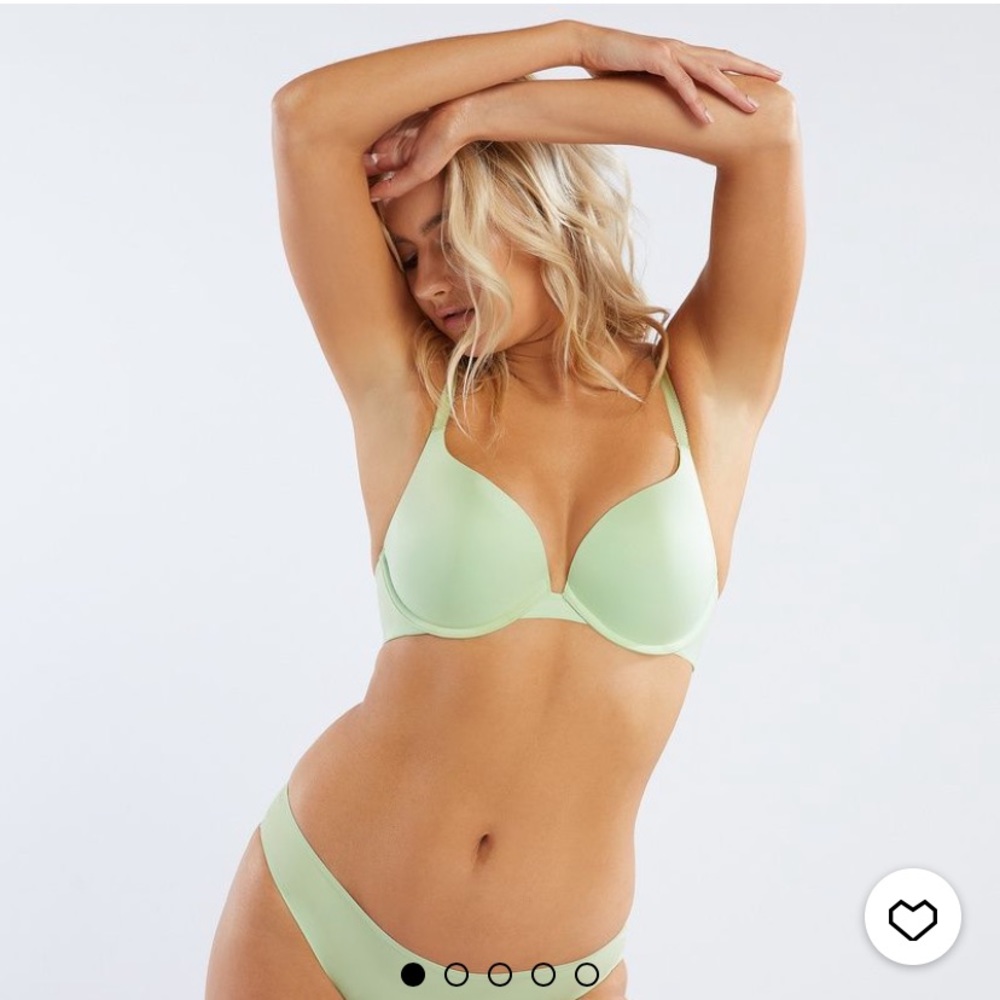 Savage X Fenty Push-Up Bra 36D (Color-Bay Green)